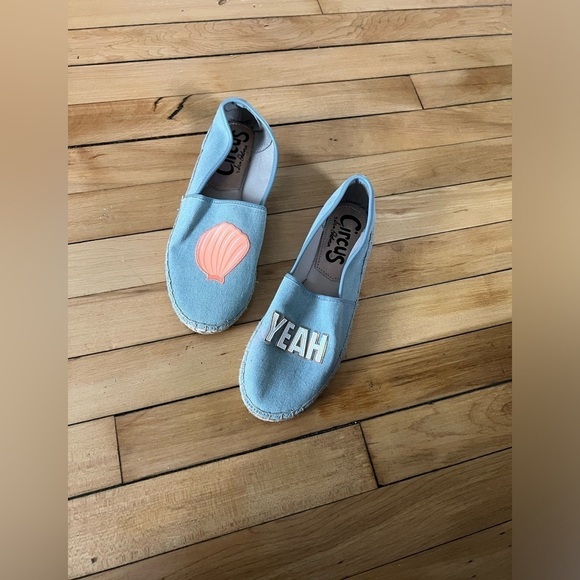 Circus Sam Edelman Leni Shell Yeah Espadrille Flats Blue Pink - Picture 1 of 5
